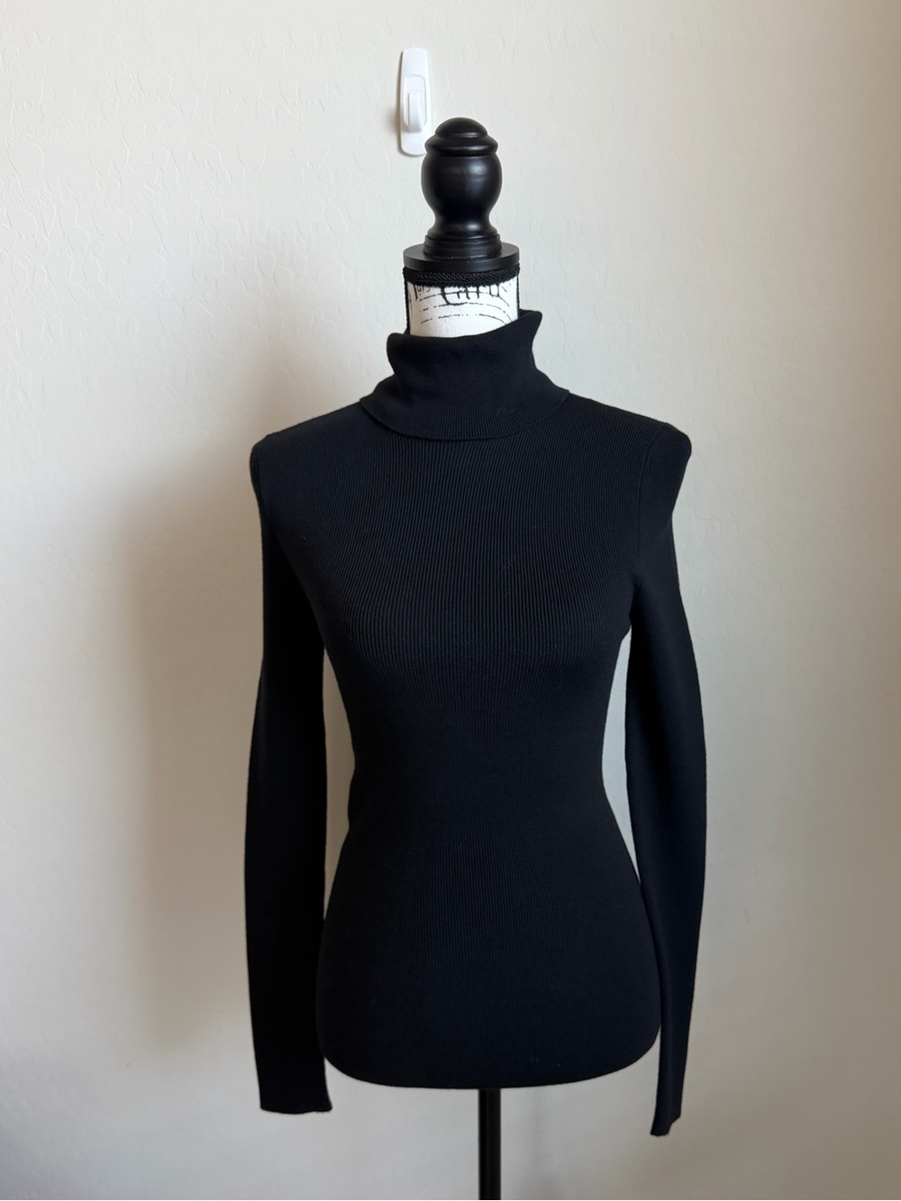 Gucci Black Embroidered Wool-Blend Turtleneck Sweater Sz. M